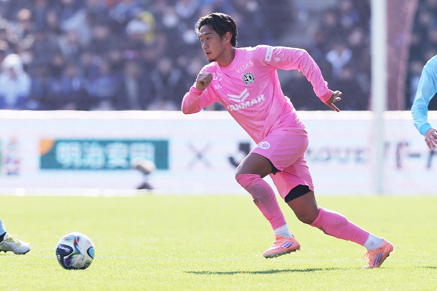 8番を背負って出場した香川真司【写真:柳瀬心祐】