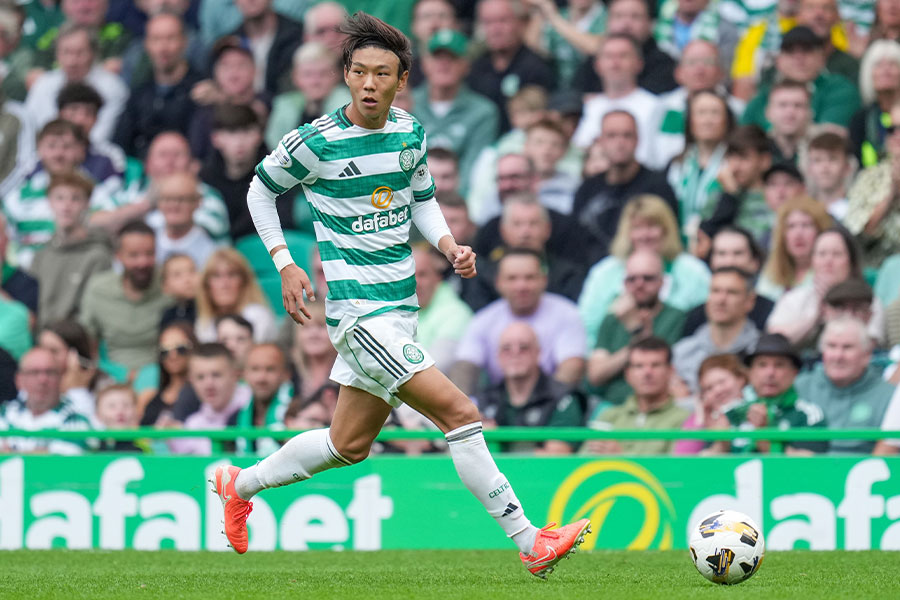 新潟からセルティックに移籍をした稲村隼翔【写真：REX/アフロ】