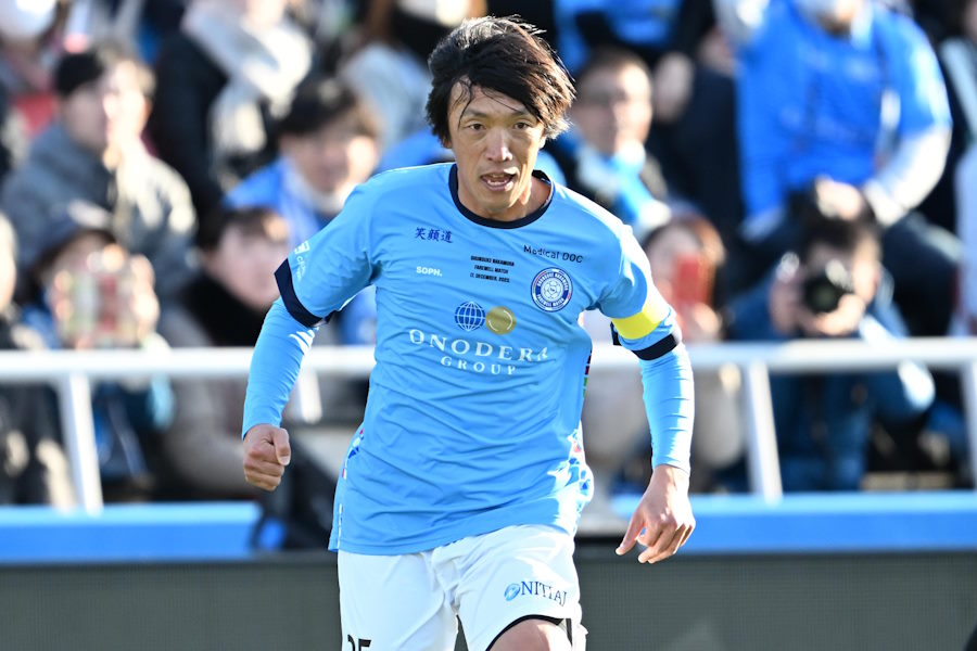 横浜FCのコーチを務める中村俊輔氏【写真:徳原隆元】