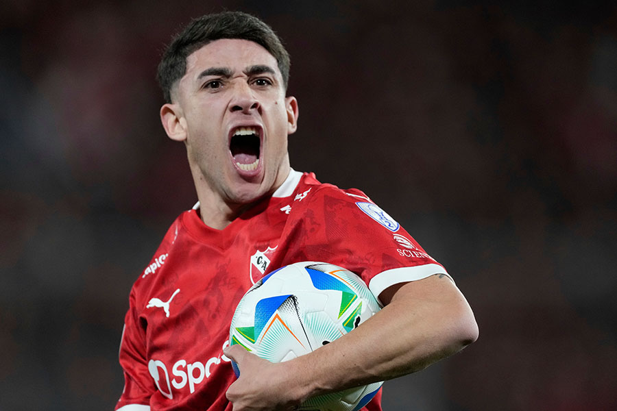 プスカシュ賞に輝いたサンティアゴ・モンティエル【写真：AP/アフロ】