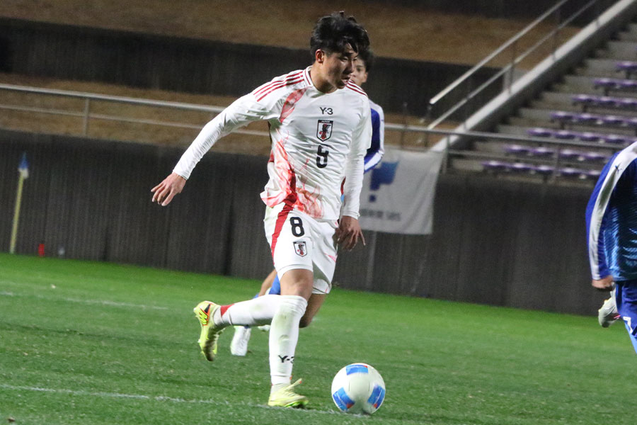 静岡ユース戦で2ゴールを決めた新川志音【写真：安藤隆人】