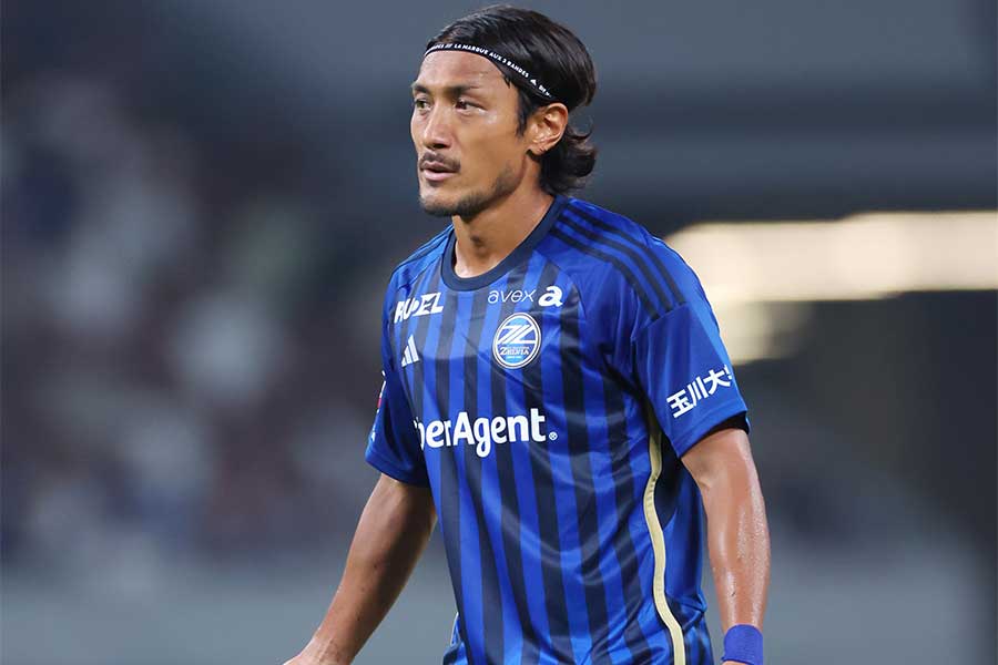 富山への完全移籍が決まった中島裕希【写真：YUTAKA/アフロスポーツ】