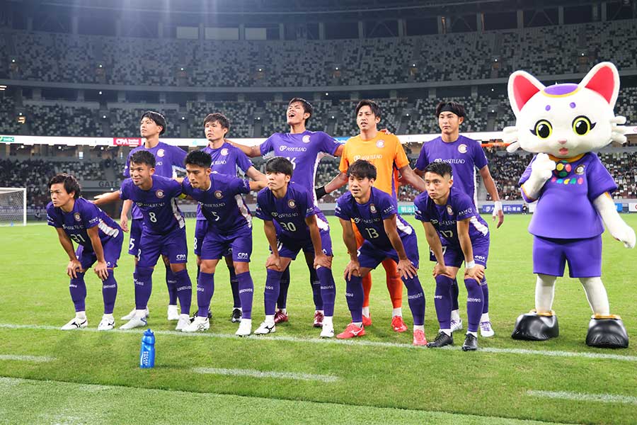 クリアソン新宿の新ユニフォームに反響【写真：森田直樹/アフロスポーツ】