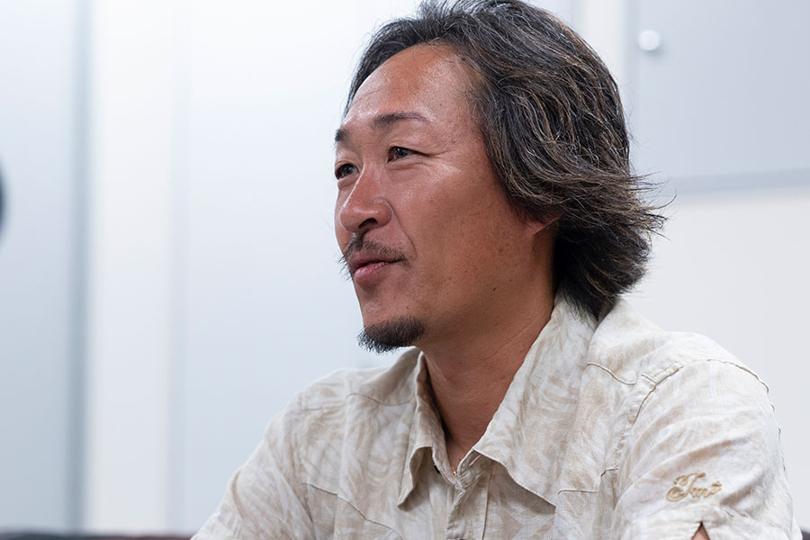 引退後に大学院で研究に取り組む石川直宏氏【写真：増田美咲】