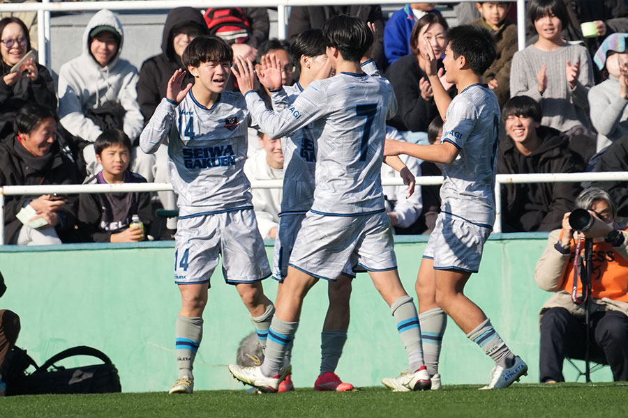 聖和学園（宮城）が那覇西（沖縄）に完封勝利【写真：近藤俊哉】