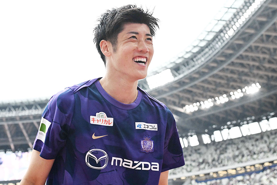 充実のシーズンを送った荒木隼人【写真：徳原隆元】