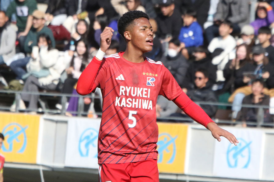 流通経済大柏のメンディーサイモン友【写真：安藤隆人】