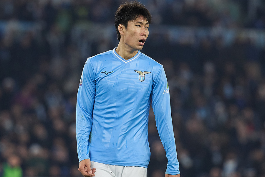 ラツィオでプレーする鎌田大地【写真：Getty Images】