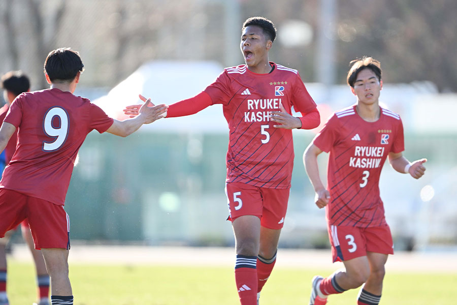 流経大柏がベスト4進出【写真：徳原隆元】