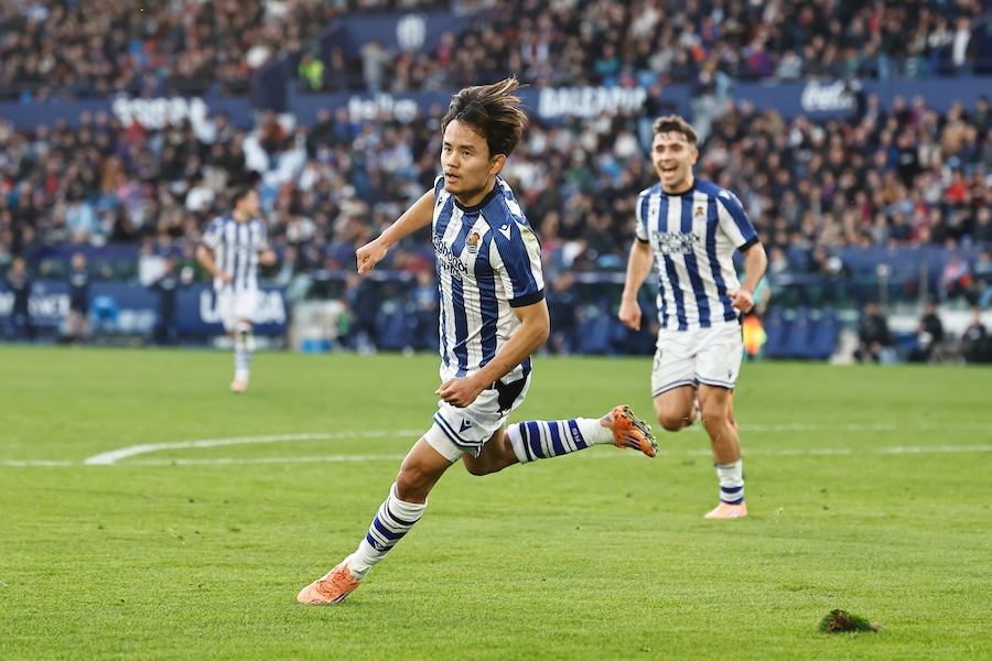 好調維持ソシエダの久保建英【写真:ムツ・カワモリ/アフロ】