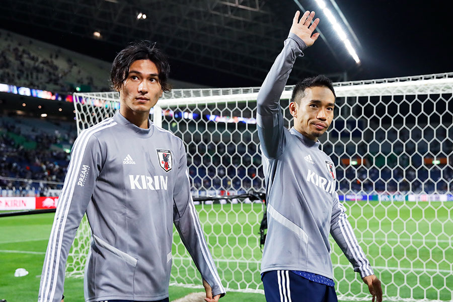 長年代表で共闘してきた南野拓実と長友佑都【写真：森田直樹/アフロスポーツ】