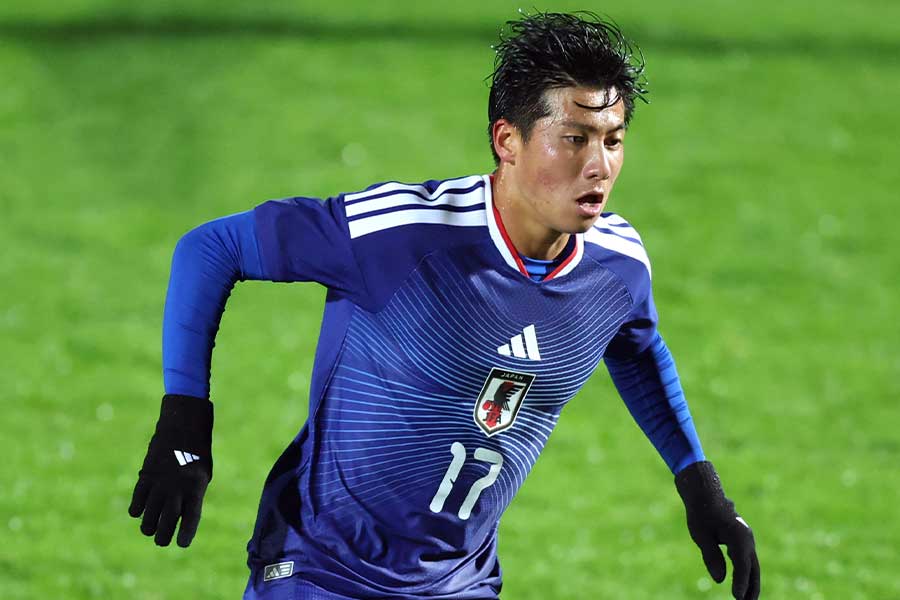 サガン鳥栖の新川志音【写真：PA Images/アフロ】