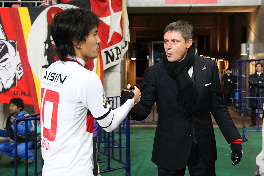 小川佳純氏がストイコビッチ監督からの指導を振り返った【写真：清水啓介/アフロ】