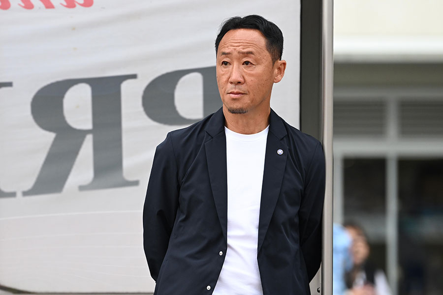 町田を率いる黒田剛監督【写真：徳原隆元】