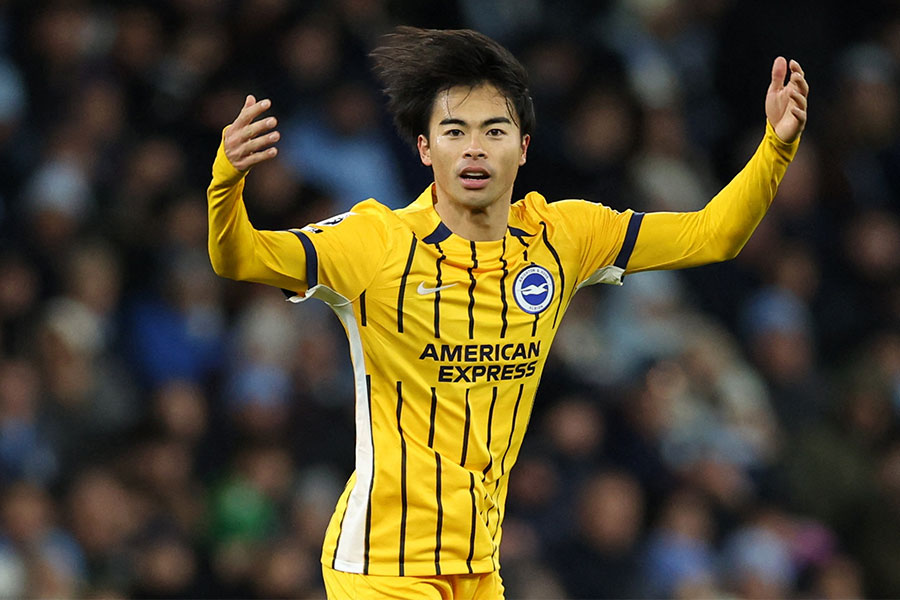 ブレントフォード戦に出場した三笘【写真：ロイター】