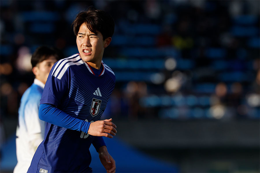 U-23日本代表の佐藤龍之介【写真：アフロ】