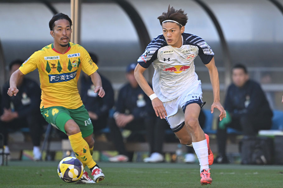 千葉戦に出場していた津久井匠海【写真：徳原隆元】