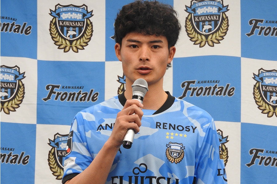 今季から川崎でプレーする谷口栄斗【写真：FOOTBALL ZONE編集部】