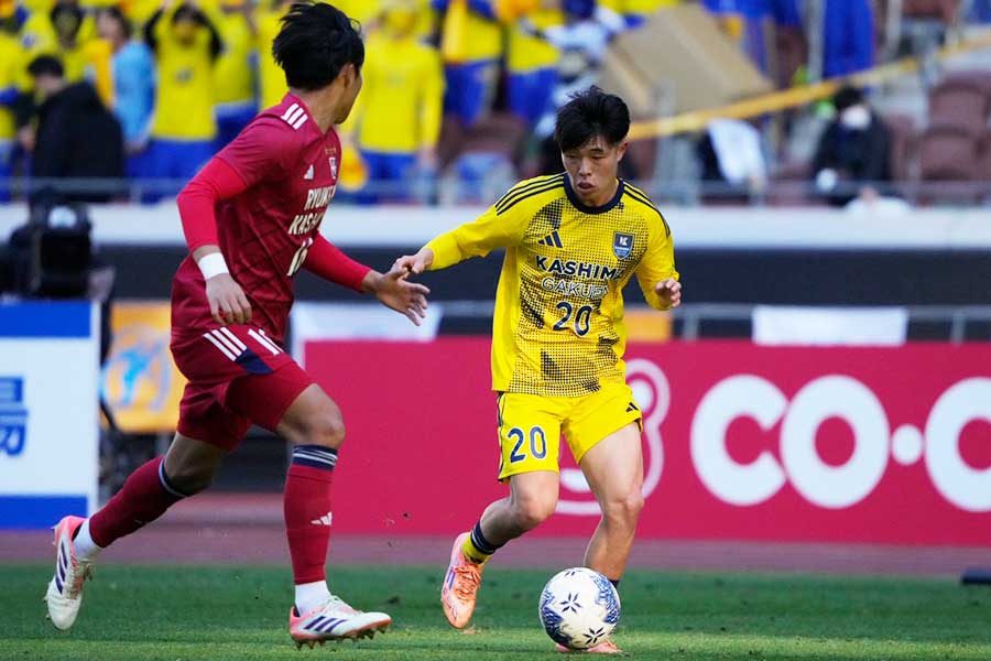 鹿島学園のMF三浦春人【写真：増田美咲】