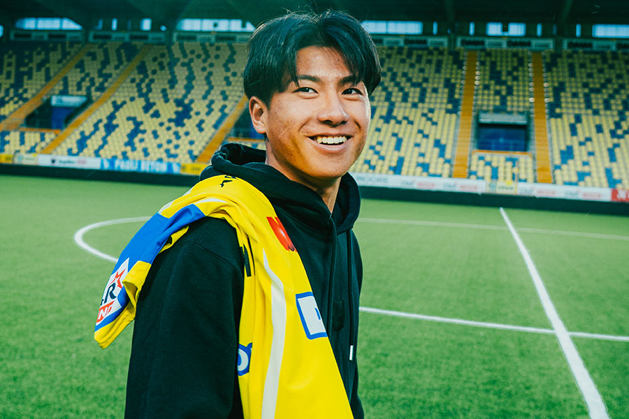 新川志音がシント＝トロイデンに完全移籍【写真：(C) STVV】