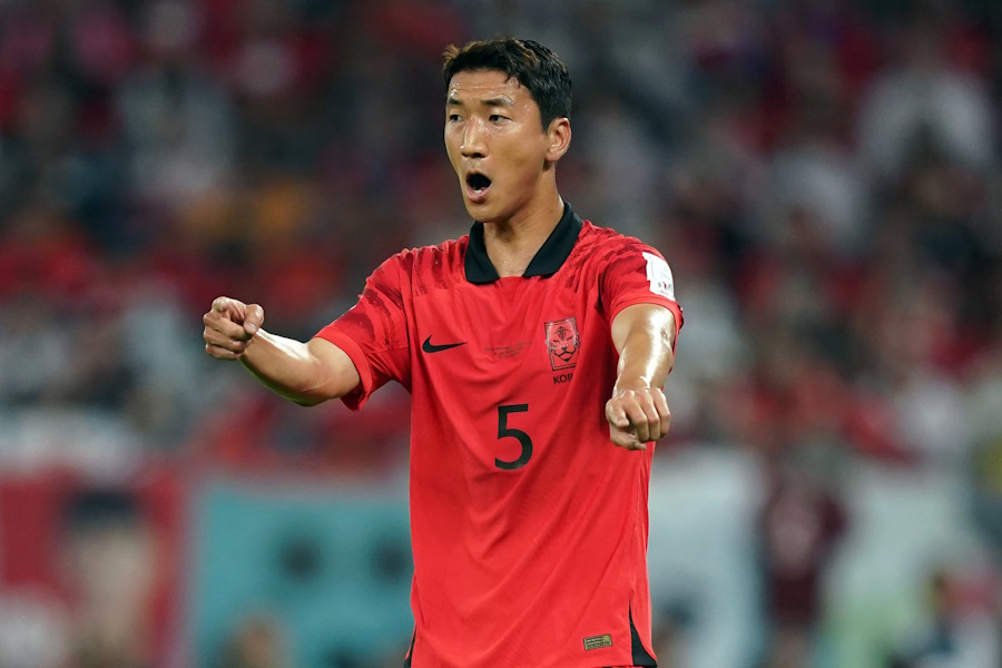 富山に加入した元韓国代表MFチョン・ウヨン【写真:PA Images/アフロ】