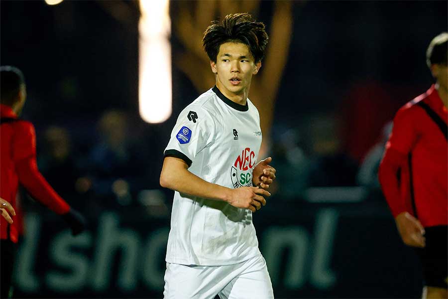 NECナイメヘンの塩貝健人【写真：アフロ】