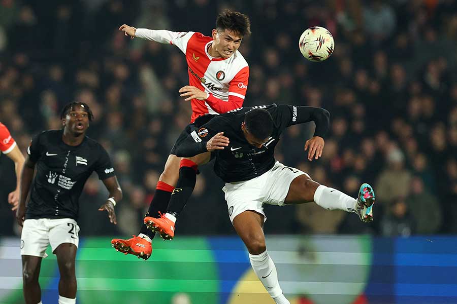 フェイエノールトの渡辺剛【写真：ロイター】