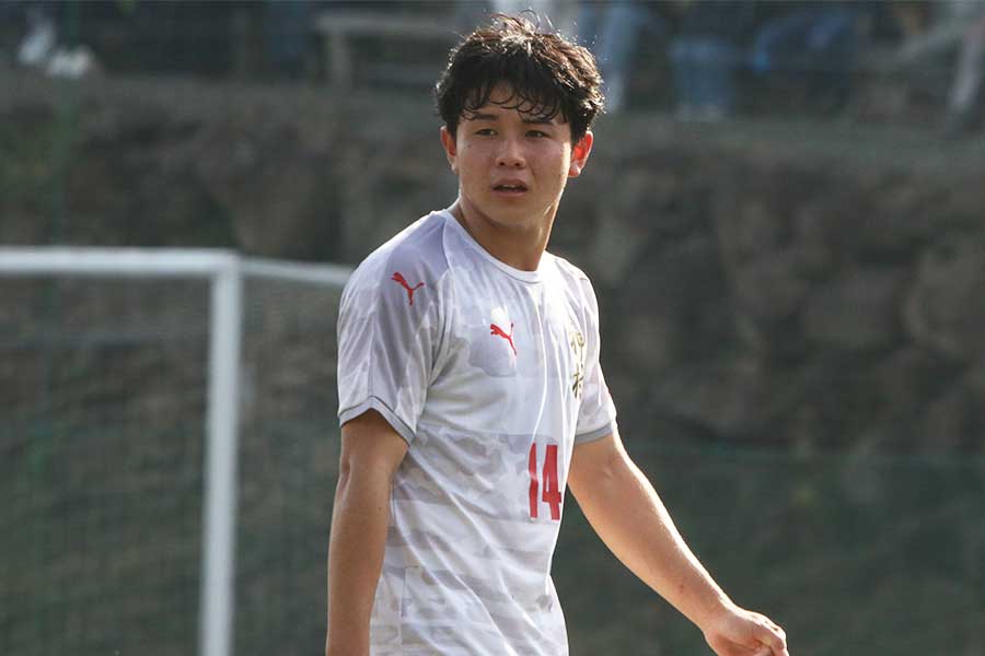 神村学園の花城瑛汰【写真：安藤隆人】