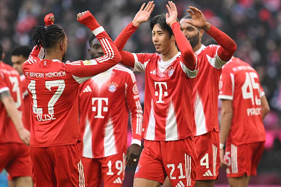 バイエルンの伊藤洋輝【写真:ロイター】