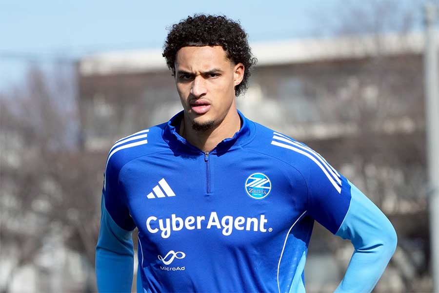 町田に新加入するテテ・イェンギ【写真：増田美咲】