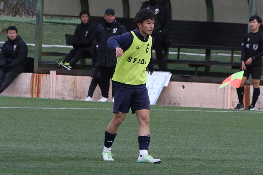 明秀日立高校の六崎蓮太【写真：安藤隆人】