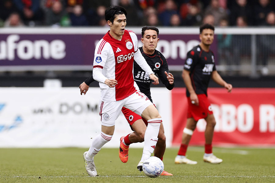 冨安健洋がアヤックスで初出場【写真：ANP Photo/アフロ】