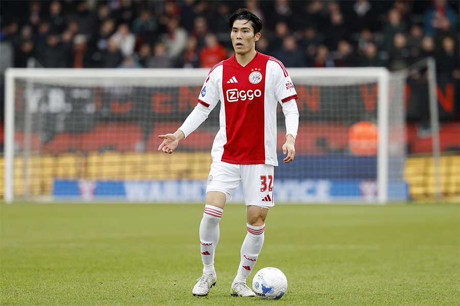 アヤックスの冨安健洋が484日ぶりに復帰【写真：ANP Photo/アフロ】