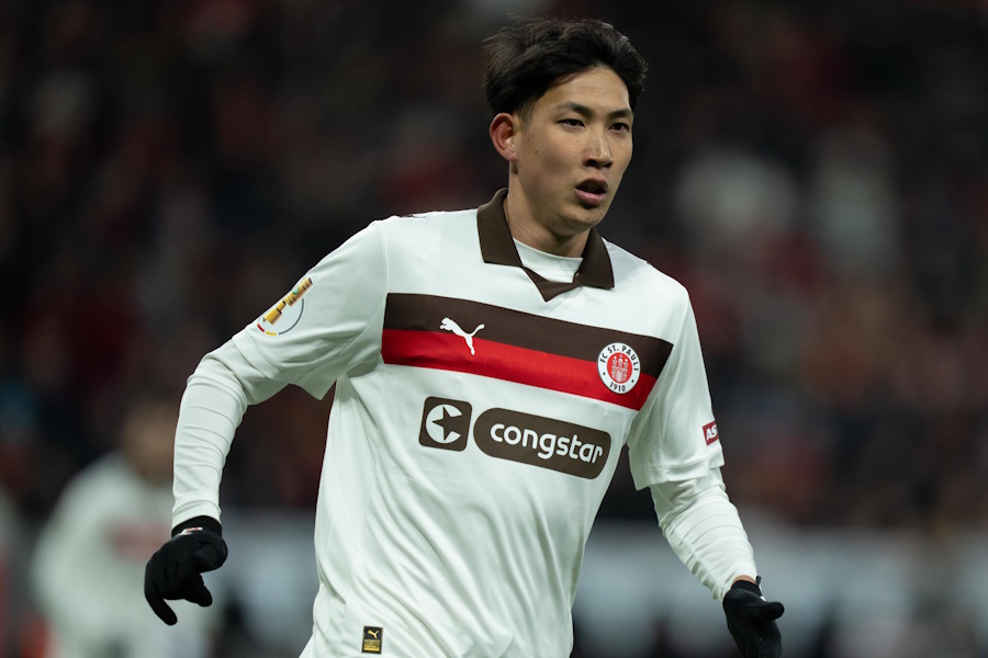 ザンクトパウリでデビューを飾った原大智【写真：アフロ】