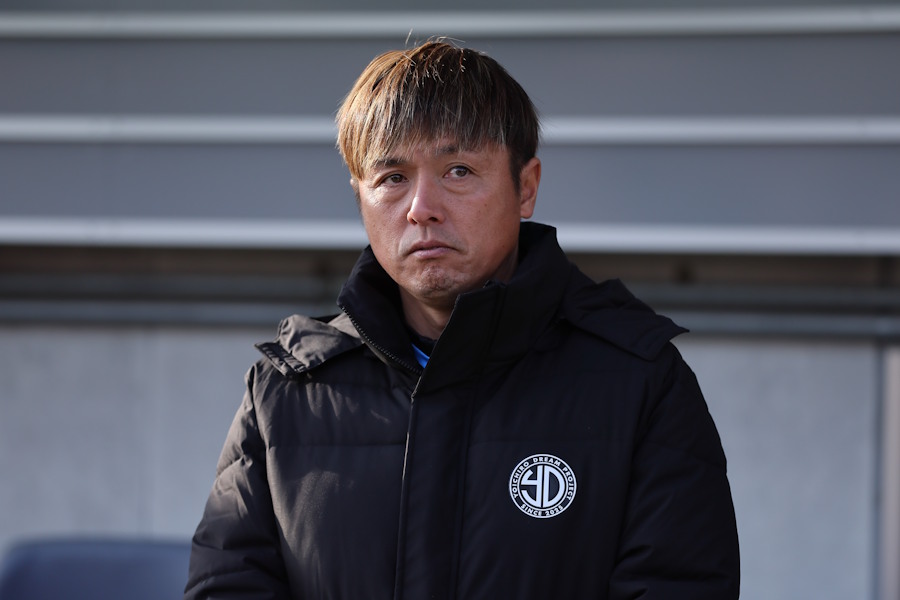 ガンバ大阪の遠藤保仁コーチ【写真：柳瀬心祐】