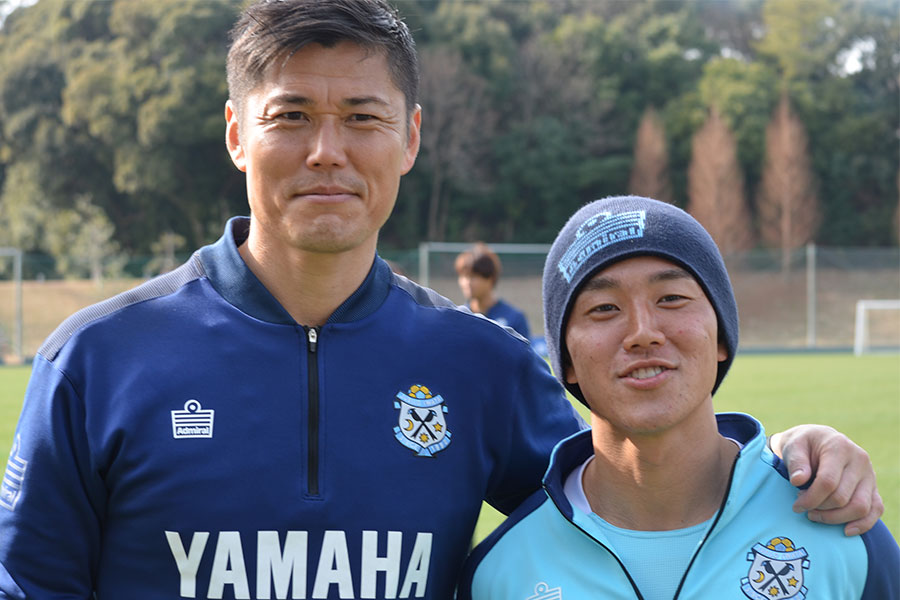 川島永嗣と角昂志郎のWキャプテン体制に【写真：河治良幸】