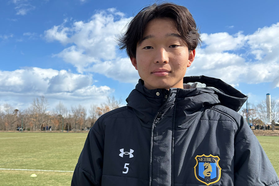 東北生活文化大学高の大型ストライカー高橋怜大【写真：安藤隆人】