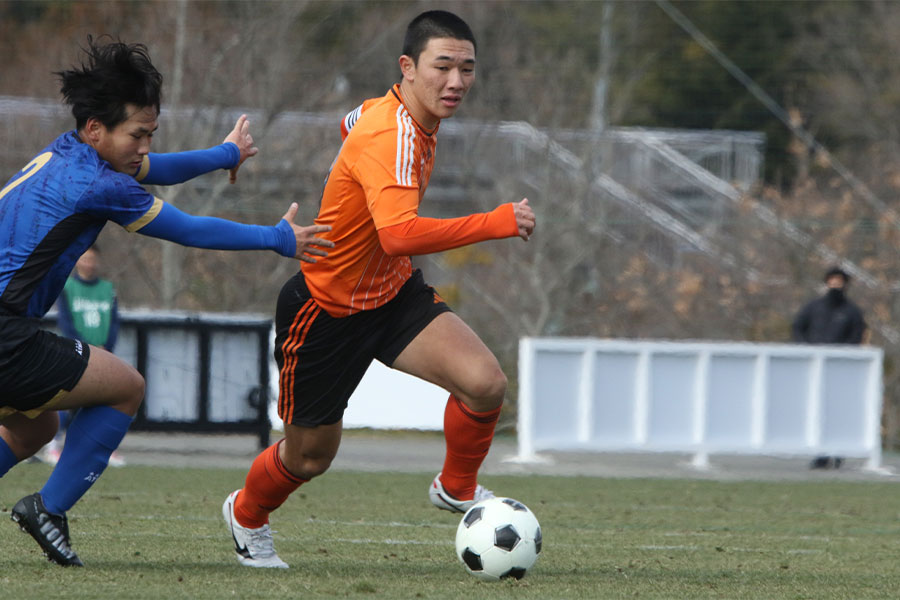 八戸学院大野辺地西のエースFW木村隆太【写真：安藤隆人】