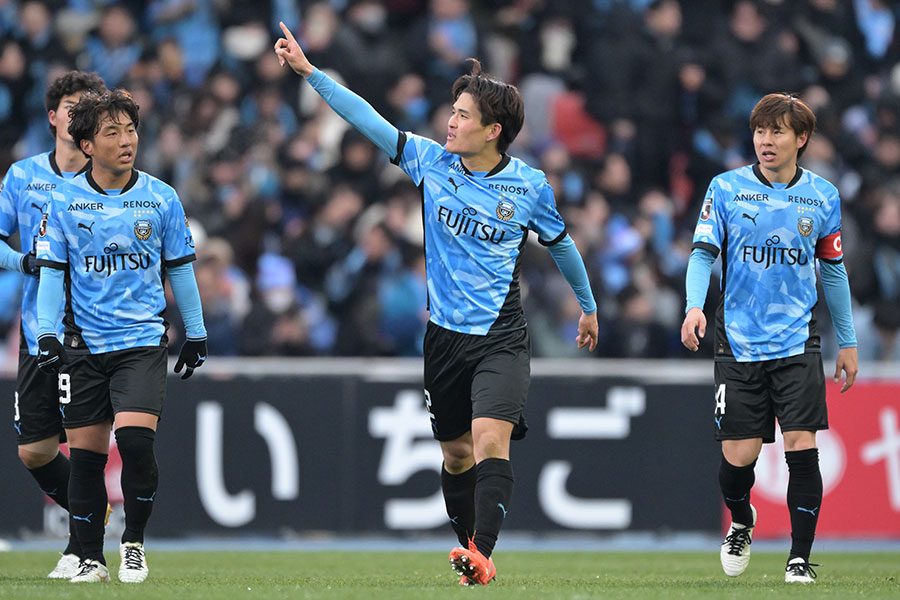 4点目を決めた松長根悠仁【写真：Getty Images】