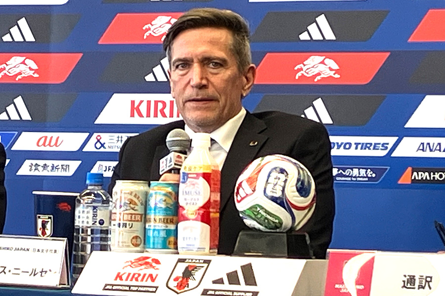 なでしこジャパンのニルス・ニールセン監督【写真：FOOTBALL ZONE編集部】