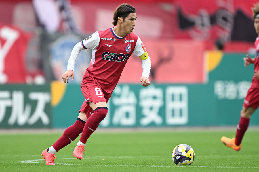 江坂任が広島戦でゴールを決めた【写真：徳原隆元】