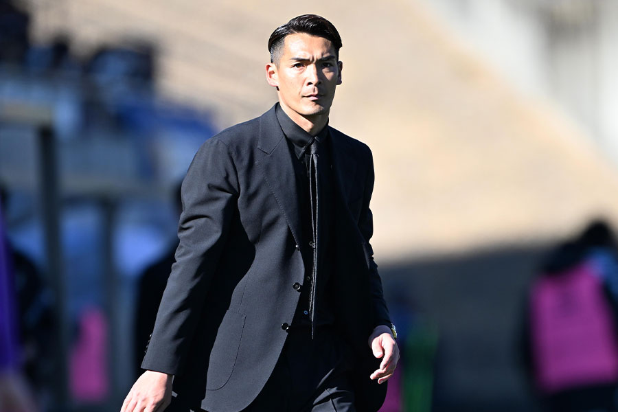 槙野智章監督がJリーグ初勝利【写真：徳原隆元】