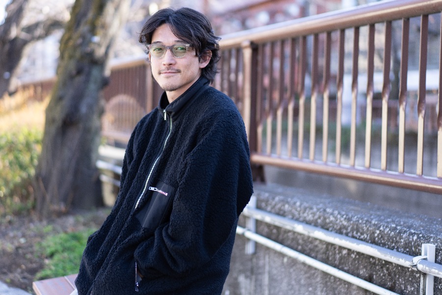 単独インタビューに応じた西大伍氏【写真：増田美咲】