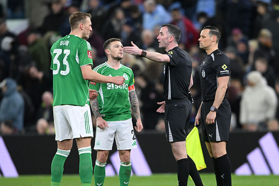 疑惑の判定が話題に【写真：ロイター】