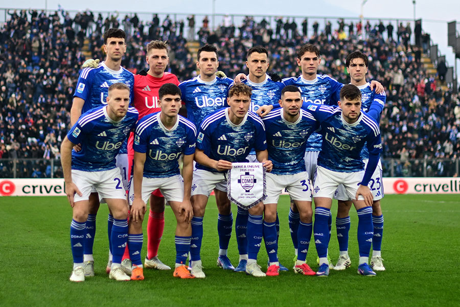 コモのスタジアムが話題【写真:ロイター】