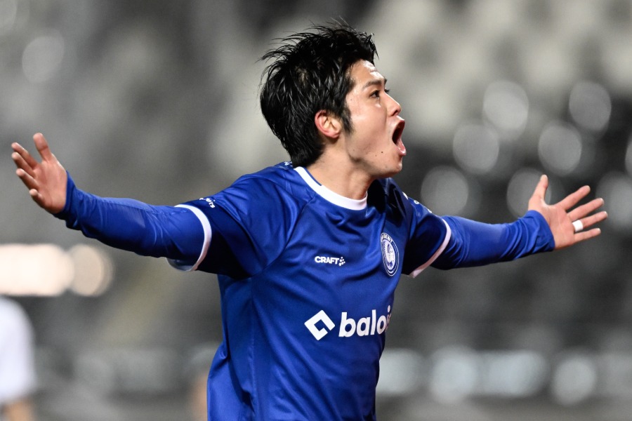 先制点を決めたヘント・伊藤敦樹【写真：Belga Image/アフロ】