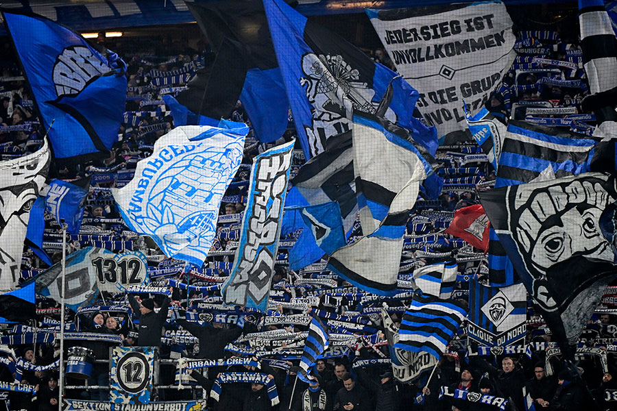 ハンブルガーSVの特別ユニが話題【写真：ロイター】