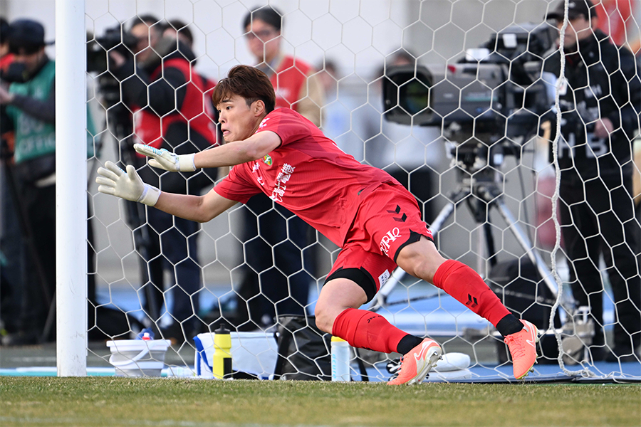 PK戦に臨んだ千葉・若原智哉【写真:徳原隆元】