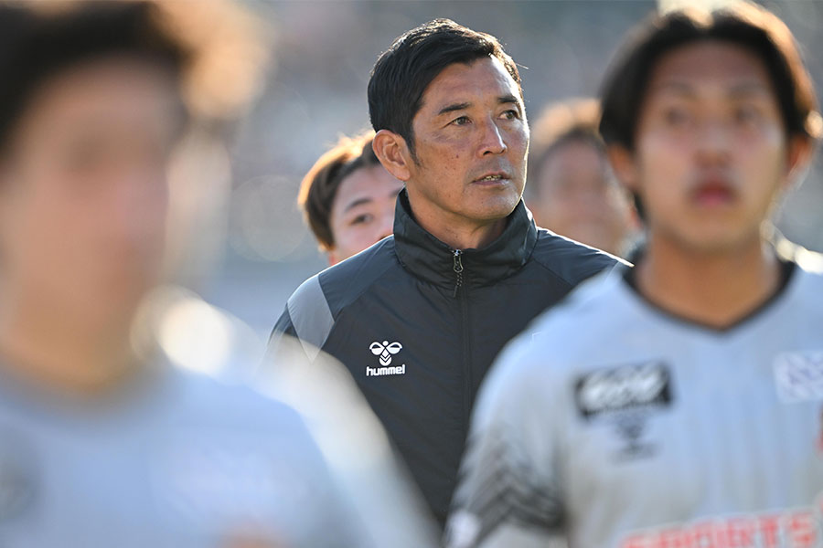 福島の寺田周平監督がブレない姿勢を見せた【写真：徳原隆元】