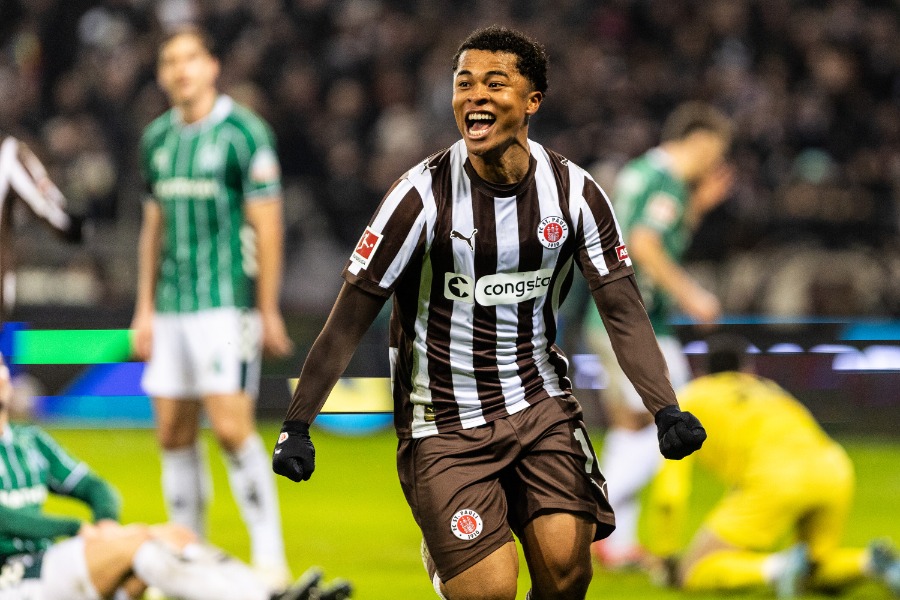 ブンデス移籍後初ゴールを決めた藤田譲瑠チマ【写真:picture alliance/アフロ】